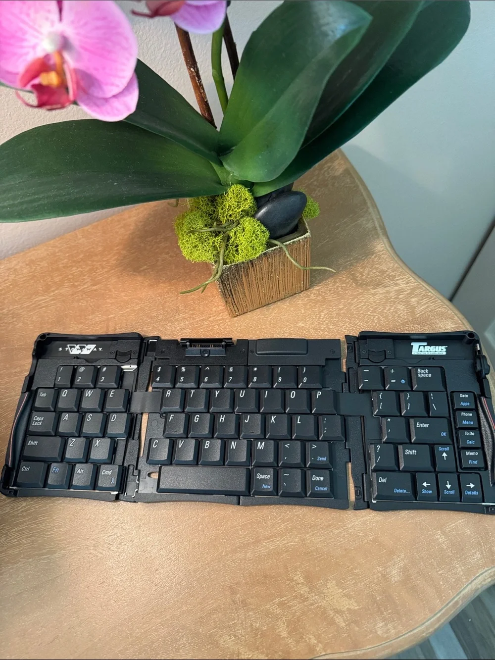 Sony Tagus Stowaway Folding Keyboard Like New without Box